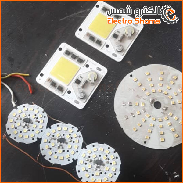 تعمیر انواع لامپ ال ای دی کم مصرف در مدل های مختلف با قیمت مناسب